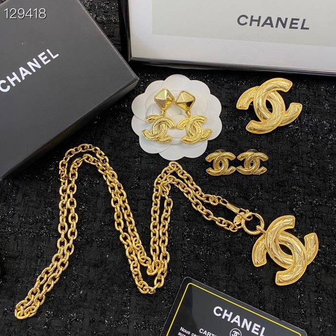 Ch**el necklaces